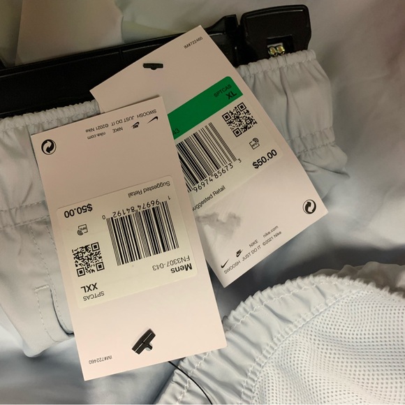 Nike Silver Athletic Shorts Sz various - Picture 8 of 8